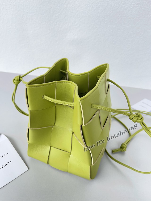 BV專櫃新款純手工編織女包 葆蝶家大號桶包肩背包 680218 bbv1472